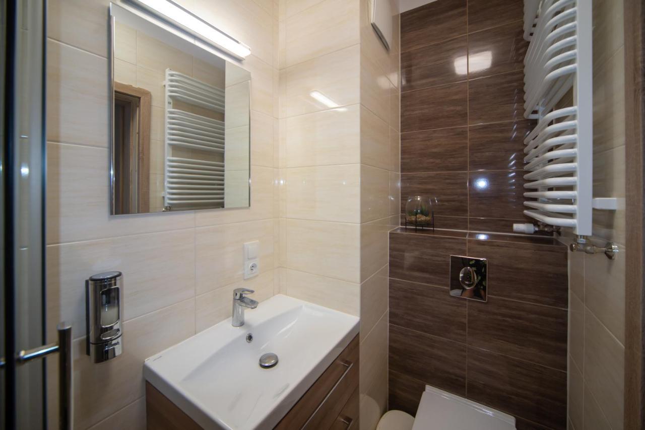 Maya'S Flats & Resorts 17 - Nadmotlawie Гданск Екстериор снимка